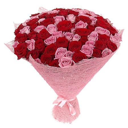 Букет из 101 красной и розовой розы 70 см